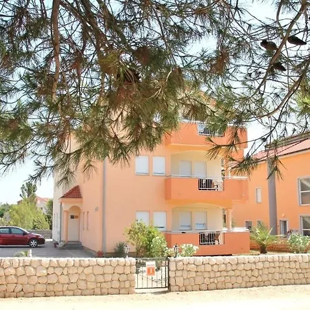 Dario Otel